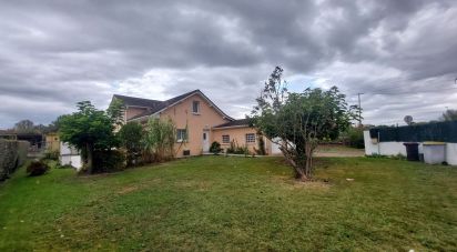 House 6 rooms of 143 m² in Tarbes (65000)