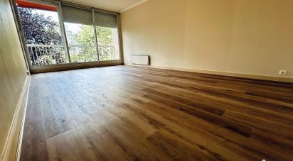 Apartment 4 rooms of 83 m² in Le Mans (72000)