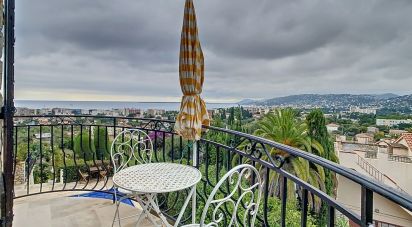 House 8 rooms of 256 m² in Antibes (06600)