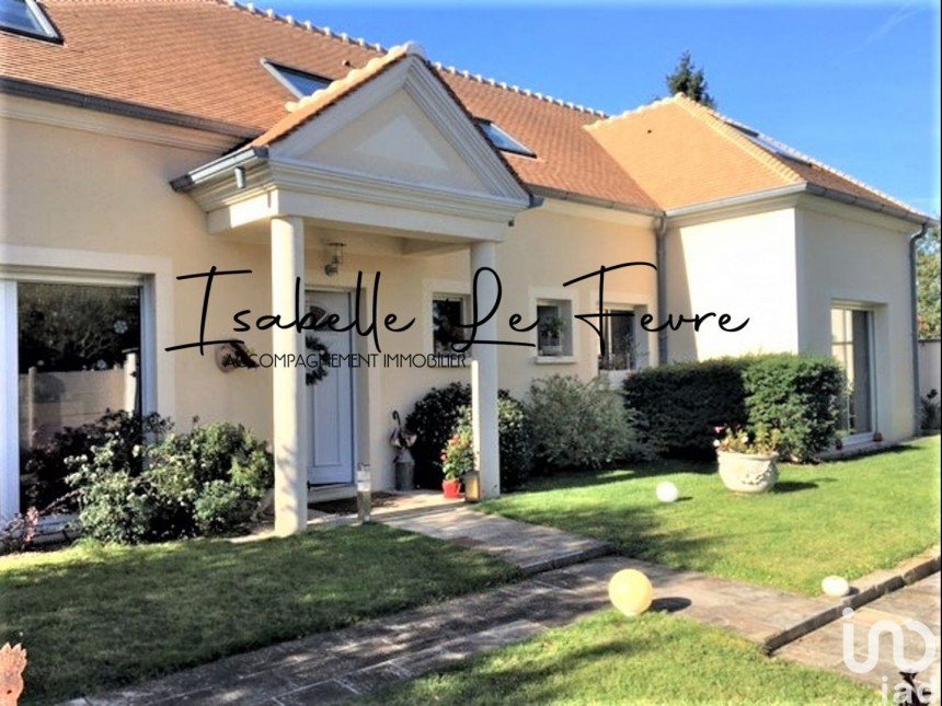 House 8 rooms of 195 m² in Le Coudray-Montceaux (91830)
