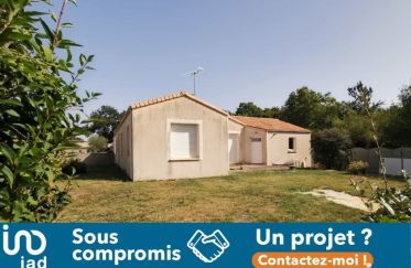 House 4 rooms of 94 m² in Chauché (85140)