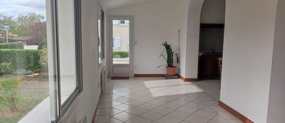 Maison 5 pièces de 107 m² à Buxerolles (86180)