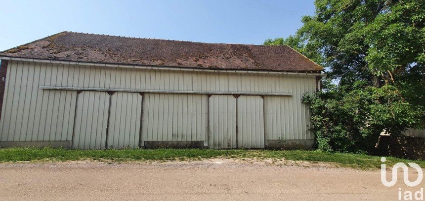 Barn conversion 1 room of 144 m² in Soucy (89100)
