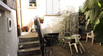 House 7 rooms of 232 m² in Cachan (94230)