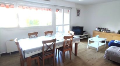 Apartment 5 rooms of 103 m² in Billère (64140)