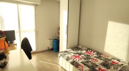 Apartment 5 rooms of 103 m² in Billère (64140)