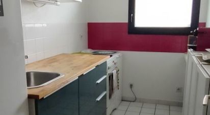 Apartment 2 rooms of 47 m² in Bordeaux (33200)