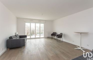 Apartment 3 rooms of 64 m² in Puteaux (92800)