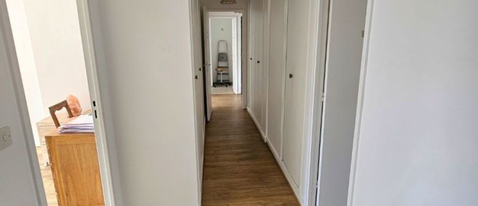 Apartment 3 rooms of 68 m² in Paris (75013)