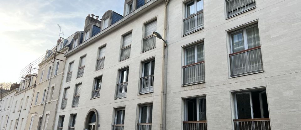 Apartment 3 rooms of 89 m² in Nantes (44100)