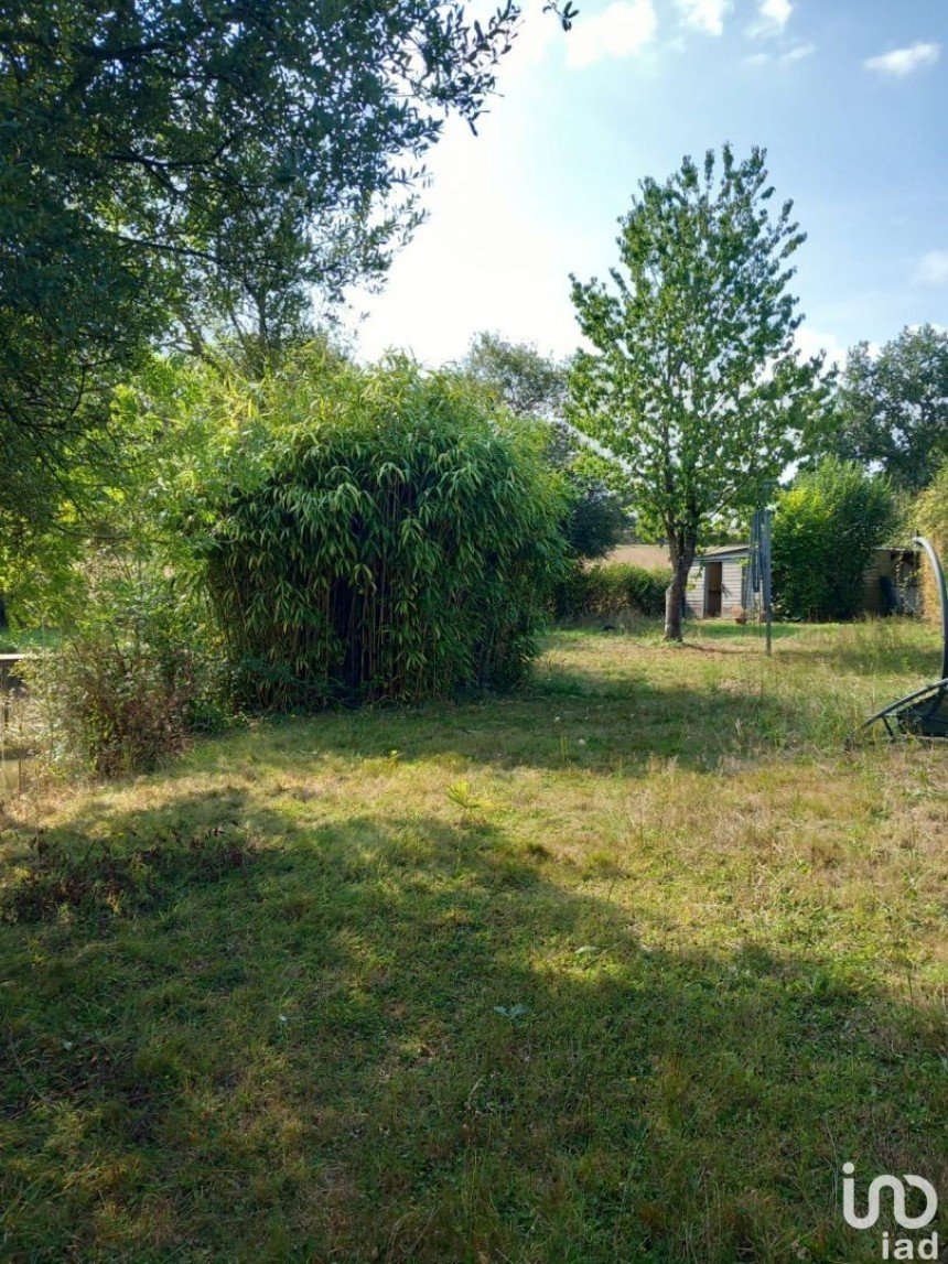 Terrain de 4 600 m² à Saint-Médard-sur-Ille (35250)
