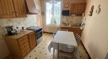 House 3 rooms of 70 m² in Parthenay (79200)