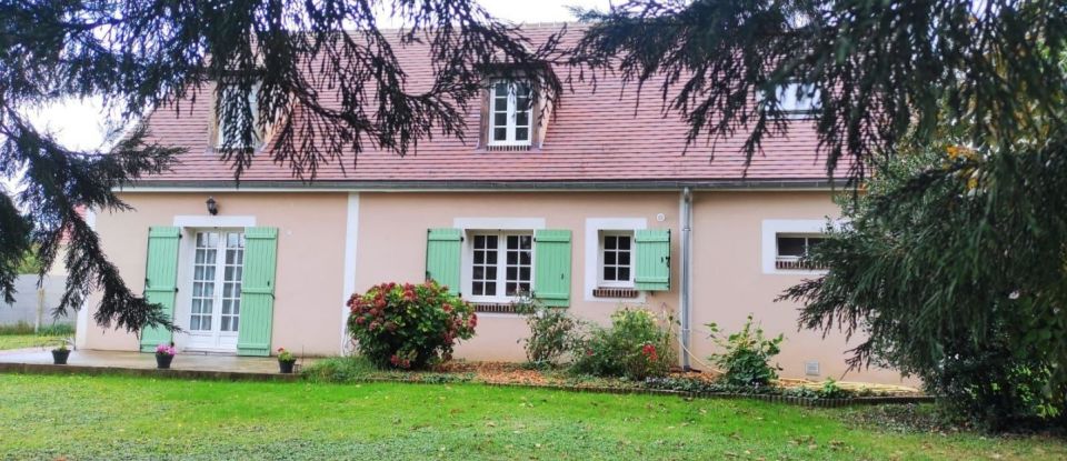 House 6 rooms of 120 m² in Prunay-le-Gillon (28360)