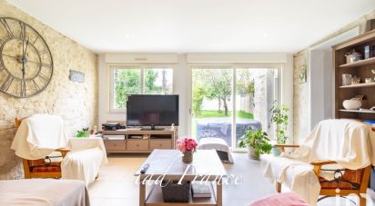 House 6 rooms of 262 m² in Vernouillet (78540)
