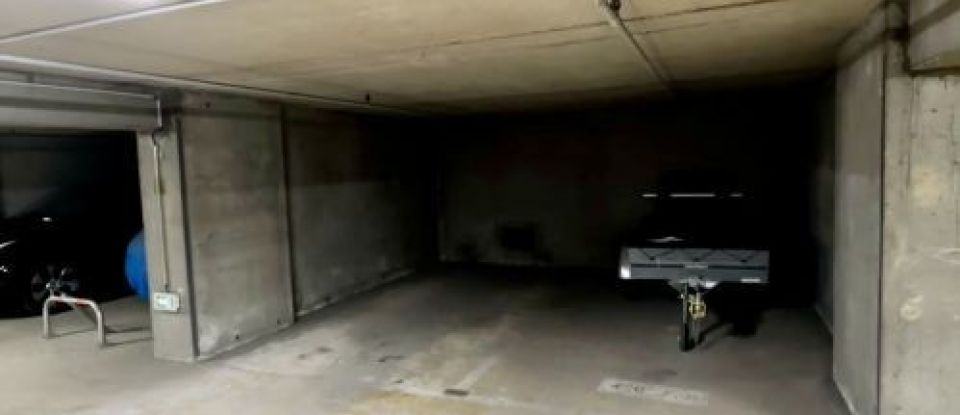 Parking/garage/box de 14 m² à Courbevoie (92400)