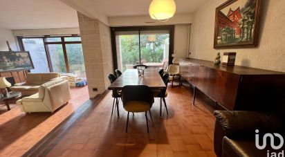 House 8 rooms of 186 m² in Chatou (78400)
