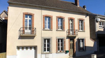 House 4 rooms of 147 m² in Lubersac (19210)