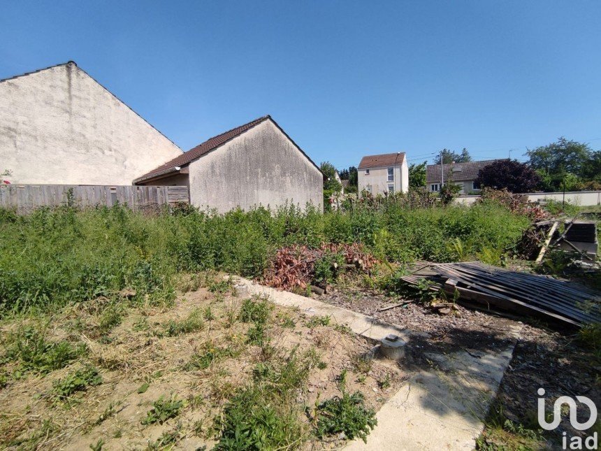 Terrain de 300 m² à Saint-Pathus (77178)