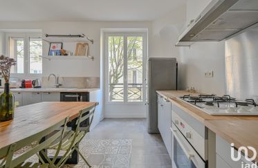 Appartement 4 pièces de 92 m² à Paris (75017)