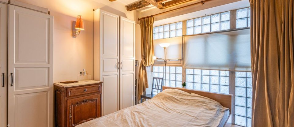 Apartment 3 rooms of 70 m² in Paris (75013)