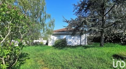 House 5 rooms of 99 m² in Montaigu (85600)