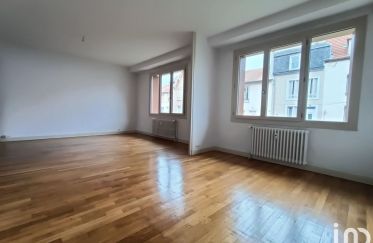 Appartement 4 pièces de 89 m² à Cusset (03300)