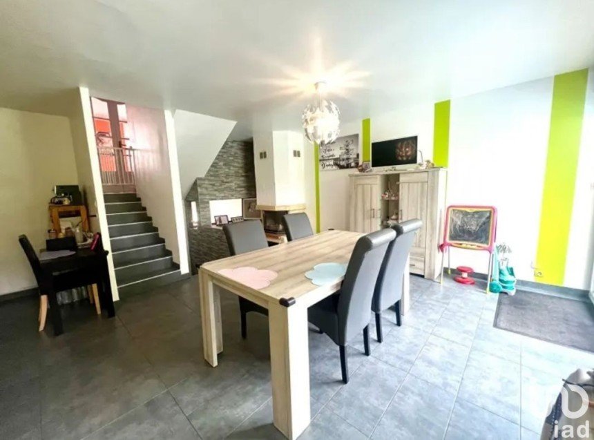 Maison 5 pièces de 110 m² à Le Châtelet-en-Brie (77820)