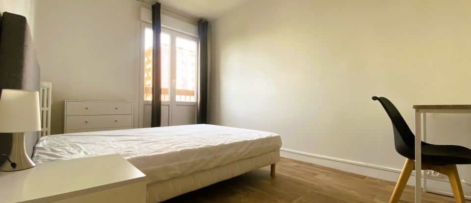 Apartment 5 rooms of 82 m² in Saint-Brieuc (22000)