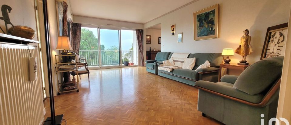 Apartment 6 rooms of 118 m² in Saint-Sébastien-sur-Loire (44230)