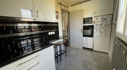 Appartement 3 pièces de 70 m² à Survilliers (95470)