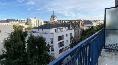 Apartment 2 rooms of 48 m² in Nantes (44100)