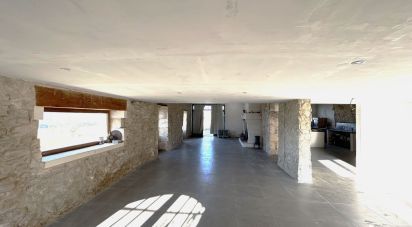 Maison 5 pièces de 220 m² à Cherval (24320)