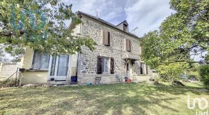 House 9 rooms of 178 m² in Saint-Maigner (63330)