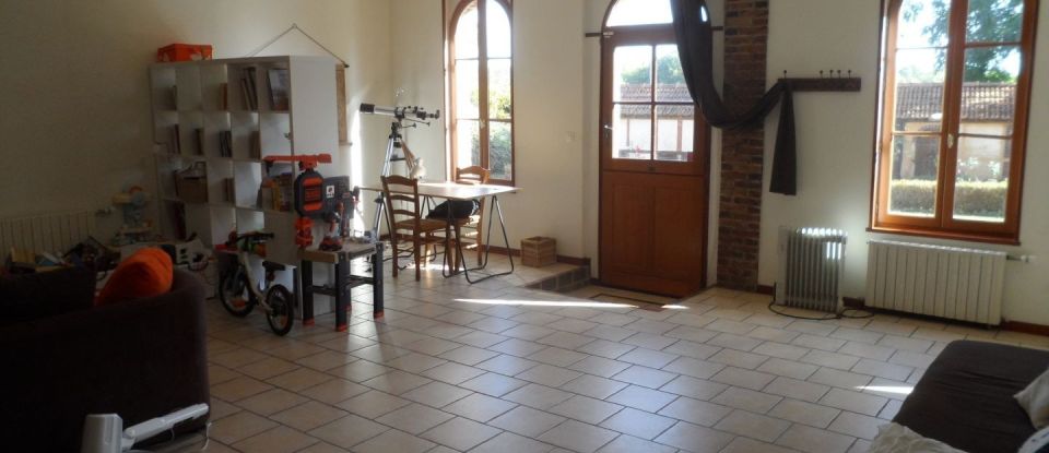 Longere 4 rooms of 125 m² in Illiers-Combray (28120)