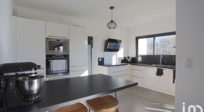 Maison 6 pièces de 155 m² à Rochefort-du-Gard (30650)