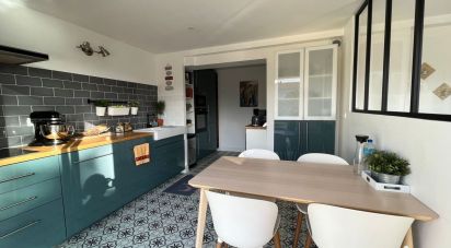 House 6 rooms of 130 m² in Pessac (33600)