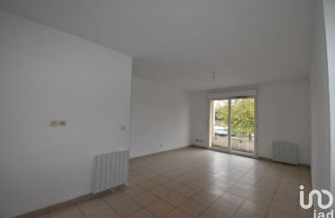 Apartment 3 rooms of 60 m² in Langon (33210)