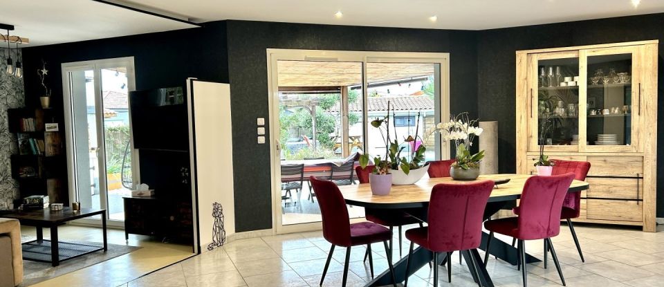 House 6 rooms of 145 m² in Le Barp (33114)