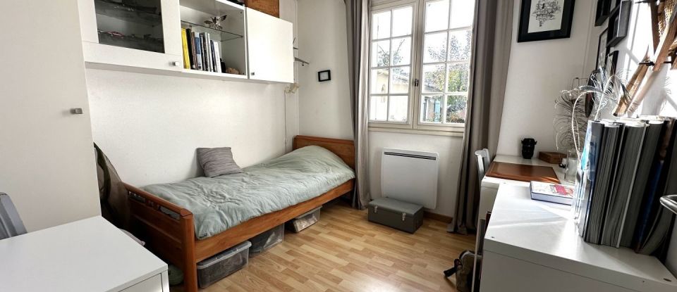 House 8 rooms of 150 m² in Villebernier (49400)