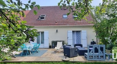 House 6 rooms of 120 m² in Domont (95330)