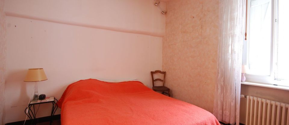 House 5 rooms of 122 m² in Lézignan-Corbières (11200)