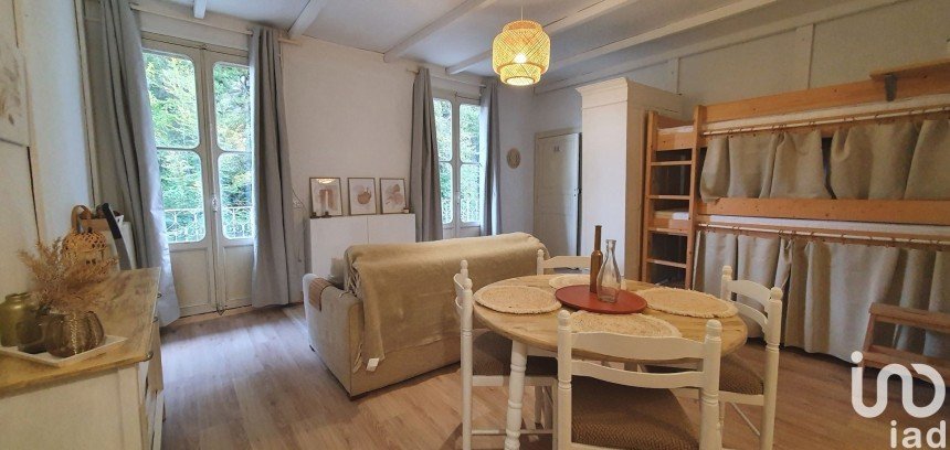 Appartement 1 pièce de 32 m² à Eaux-Bonnes (64440)