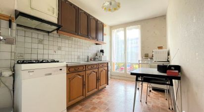 Apartment 3 rooms of 74 m² in Noisy-le-Grand (93160)