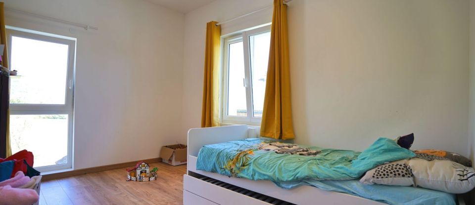 Appartement 4 pièces de 86 m² à Peillonnex (74250)
