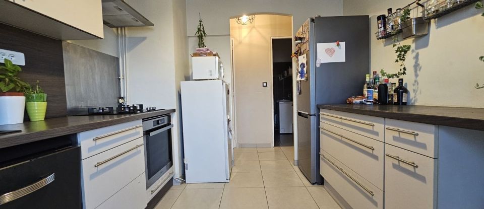 Appartement 3 pièces de 57 m² à Nice (06200)