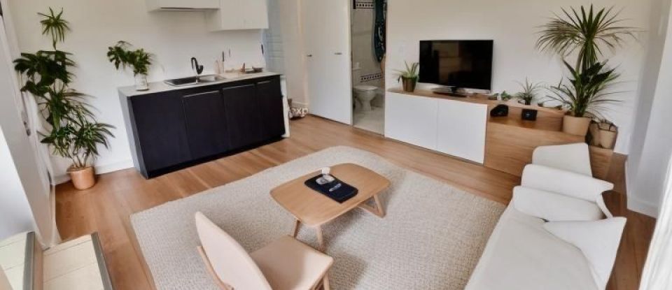 House 4 rooms of 131 m² in Marseille (13012)