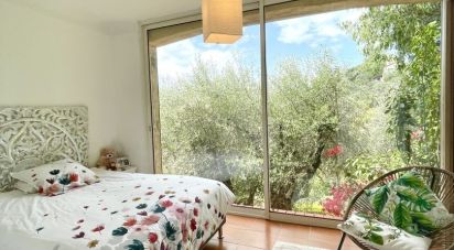 House 6 rooms of 145 m² in Grasse (06130)