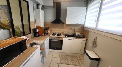 House 5 rooms of 80 m² in Châtellerault (86100)
