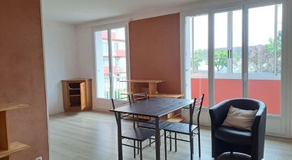 Apartment 3 rooms of 67 m² in Angers (49100)