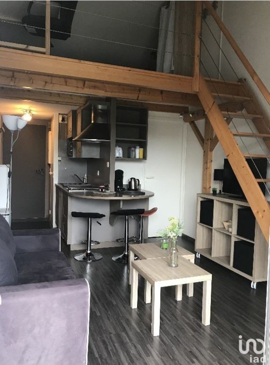 Apartment 2 rooms of 32 m² in La Rochelle (17000)